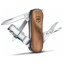 Charger l'image dans la galerie, VICTORINOX 6461.63-X1 Swiss Army NailClip 580 Wood