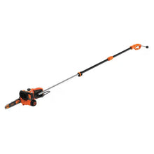 Charger l'image dans la galerie, BLACK+DECKER BECSP601 10 in. 8 Amp 2-in-1 Electric Corded Pole Chainsaw