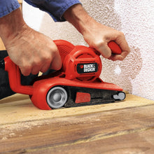 Charger l'image dans la galerie, BLACK+DECKER BR318-CA 3 X 18-Inch Belt Sander