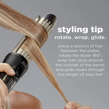 Charger l'image dans la galerie, InfinitiPRO Conair CD2112C Cool Air Styler pour vagues en cascade en noir