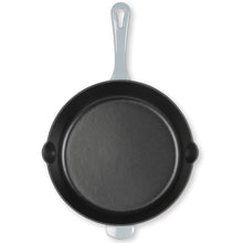 Charger l'image dans la galerie, CUISINART CI22-24MGYC Poêle à frire ronde en fonte de 25 cm, gris brumeux