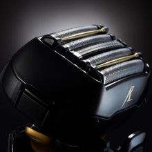 Load image into Gallery viewer, PANASONIC Wet-Dry Shaver With Smart Lock - Refurbished with Home Essentials warranty - ESLV6Q