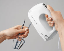 Load image into Gallery viewer, PROCTOR SILEX Easy Mix 5-Speed White Hand Mixer - 62515RY
