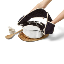 Load image into Gallery viewer, STARFRIT BISTRO Double Ended Oven Mitt - 80926