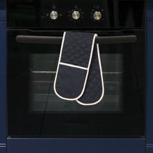 Load image into Gallery viewer, STARFRIT BISTRO Double Ended Oven Mitt - 80926