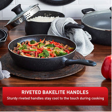 Charger l'image dans la galerie, Poêle à frire T-FAL Signature 26 cm - B2920574