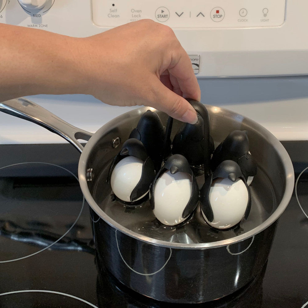 STARFRIT 80617 Gourmet OMG 6 Penguin Posse Egg Cooker