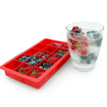 Load image into Gallery viewer, STARFRIT 092833 Silicone Ice Cube Tray - 15 cubes Red
