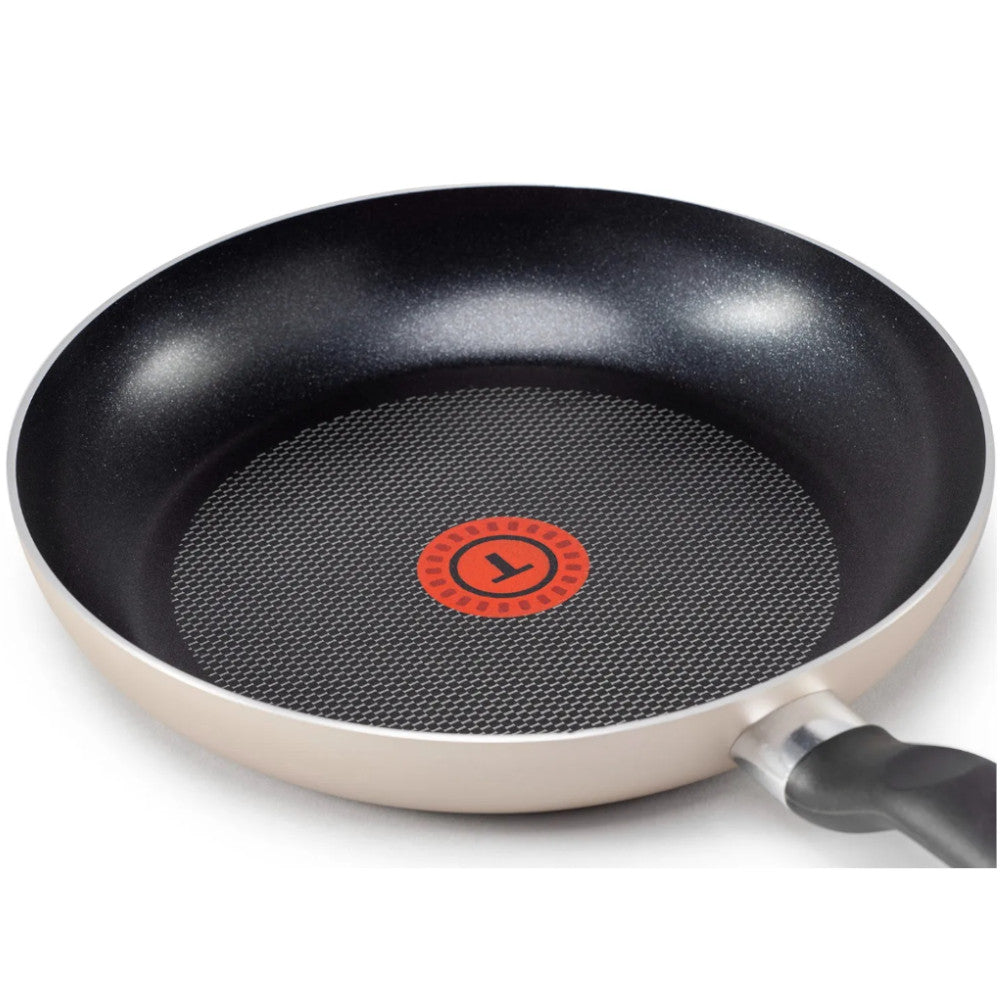 Ensemble de poteaux T-Fal Essentials 8 pièces - Or - B455S874