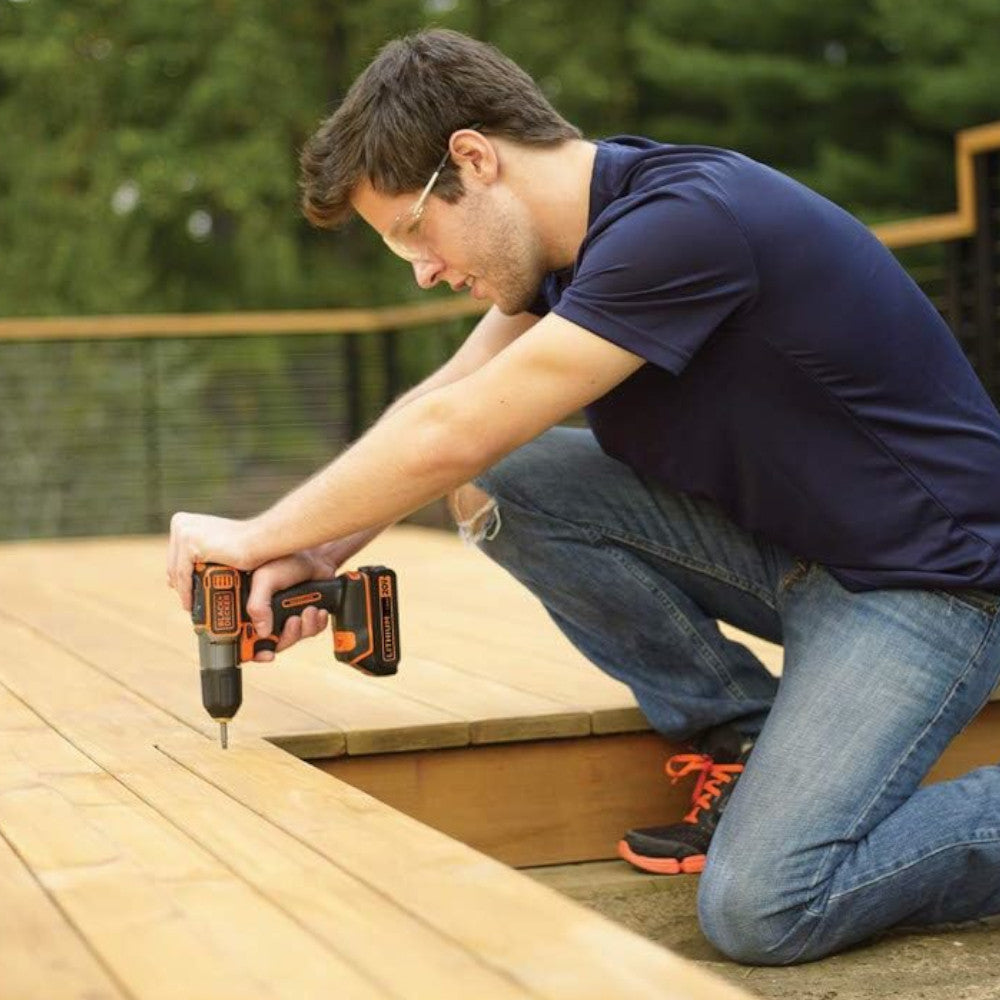 Perceuse-visseuse sans fil BLACK+DECKER BDCDE120C 20 V MAX* POWERCONNECT 3/8 po avec AUTOSENSE