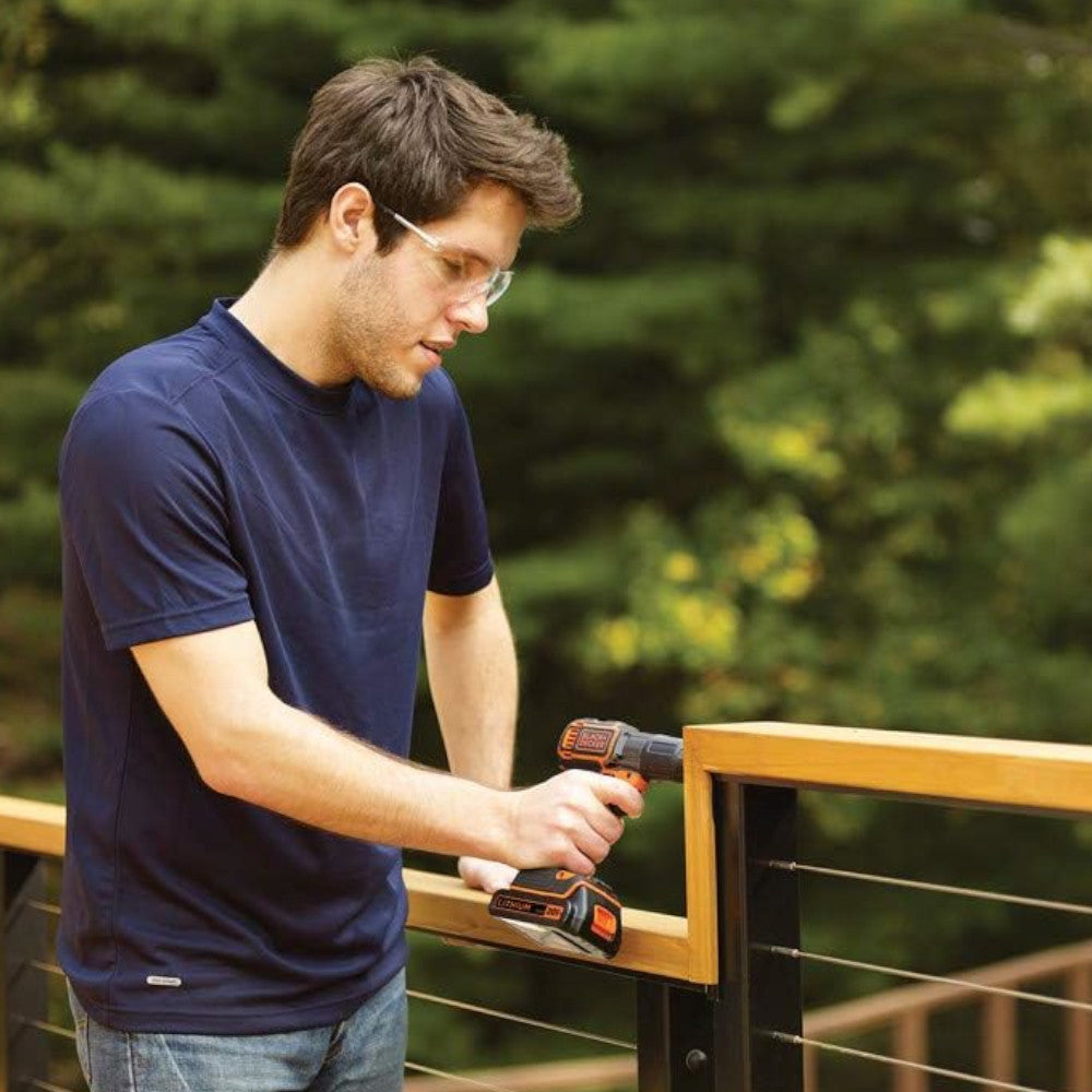 Perceuse-visseuse sans fil BLACK+DECKER BDCDE120C 20 V MAX* POWERCONNECT 3/8 po avec AUTOSENSE