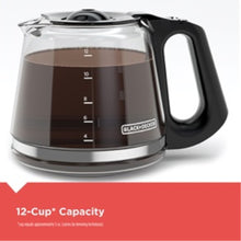 Charger l&#39;image dans la galerie, Cafetière numérique programmable BLACK+DECKER - Certifiée en usine avec garantie complète - CM1110BC
