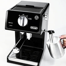 Charger l&#39;image dans la galerie, Machine à expresso DELONGHI 15 bars avec système avancé de cappuccino - ECP3120
