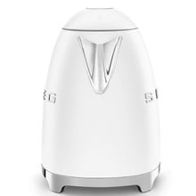 Load image into Gallery viewer, SMEG KLF03WHMUS 50&#39;s Style White Kettle - Certified open box

