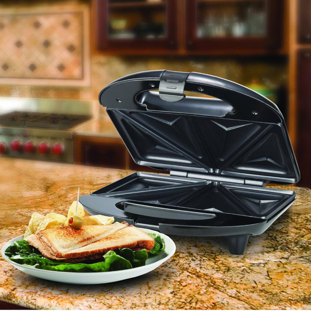 Brentwood TS-240 Sandwich Maker in Black