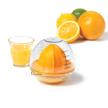 Load image into Gallery viewer, STARFRIT Mini Citrus Juicer - 0920740030000

