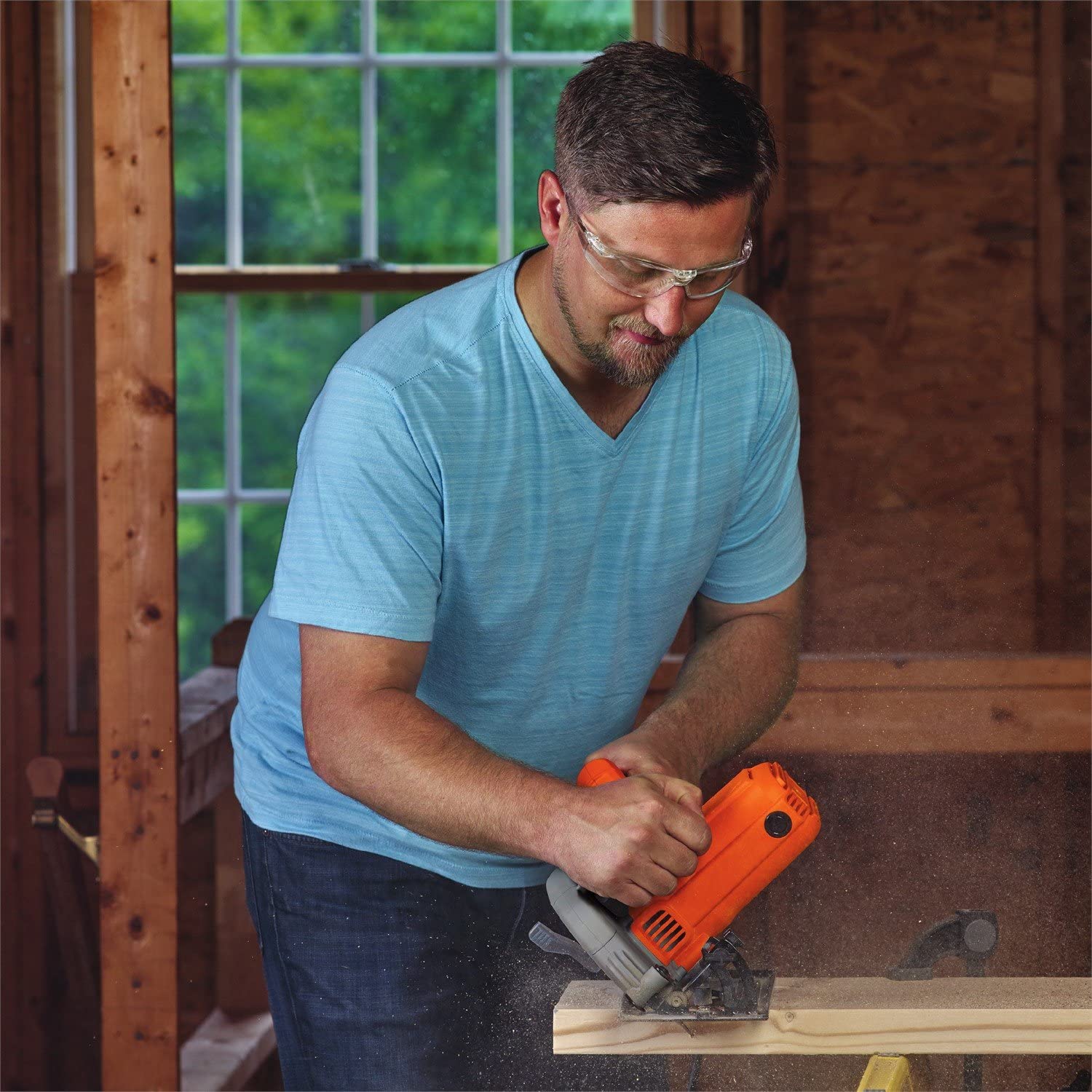 Scie circulaire BLACK+DECKER 13a 7,25" - Reconditionnée avec garantie complète du fabricant - BDECS200C