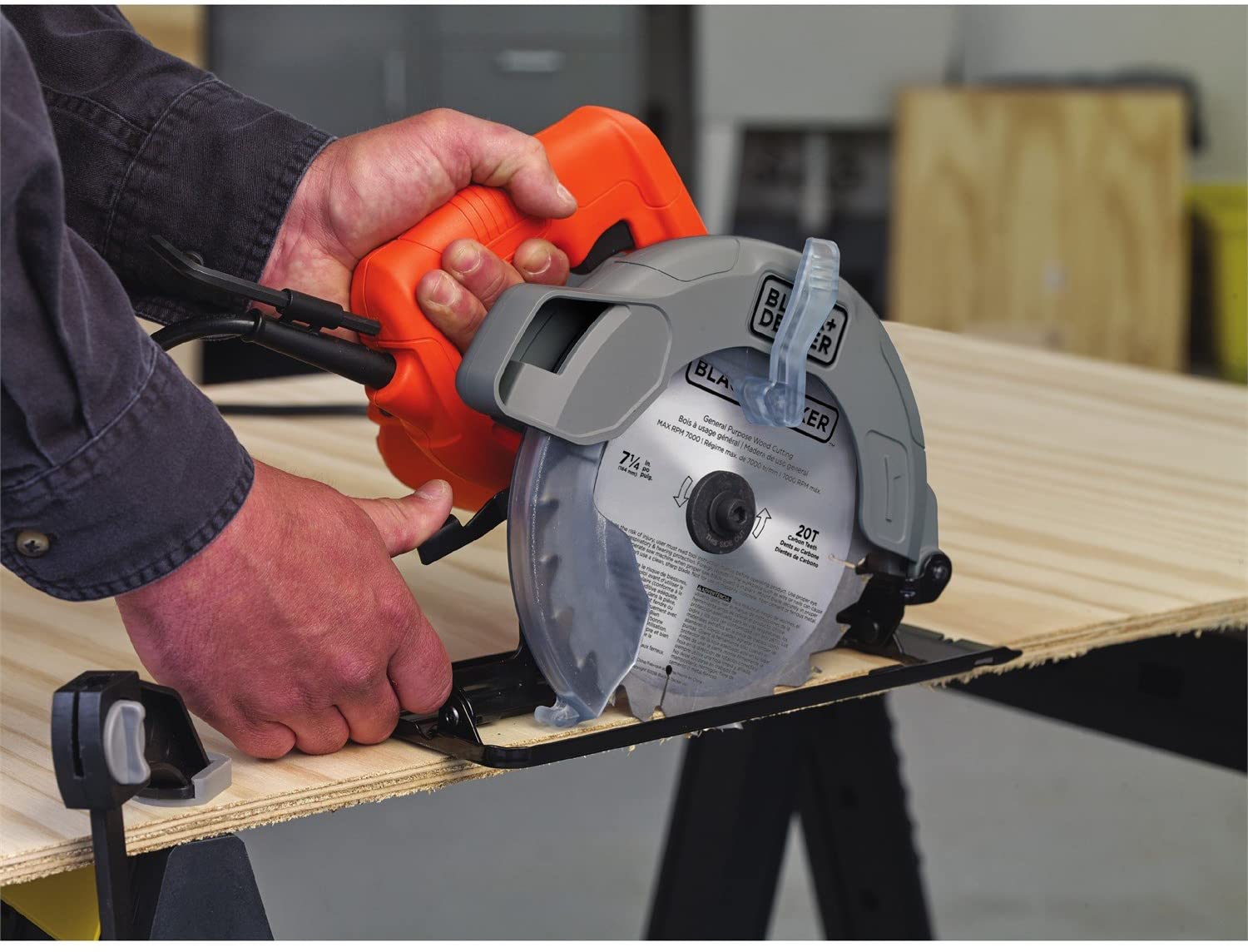 Scie circulaire BLACK+DECKER 13a 7,25" - Reconditionnée avec garantie complète du fabricant - BDECS200C