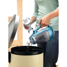 Load image into Gallery viewer, BLACK+DECKER 14v Max Lithium Dust Buster - CHV1410l
