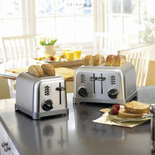 Load image into Gallery viewer, CUISINART Classic 2 slice toaster - Refurbished with Cuisinart Warranty - CPT-160

