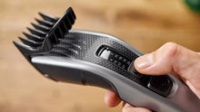 Load image into Gallery viewer, PHILIPS 3000 Series Rechargeable Hair Clippers - HC3520/15
