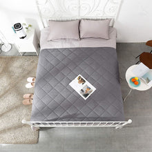 Load image into Gallery viewer, MARINA Queen Size 15lb Weighted Grey Blanket - WB-15
