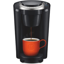 Charger l&#39;image dans la galerie, KEURIG K-Compact Cafetière à dosettes K-Cup à portion individuelle - K-Compact
